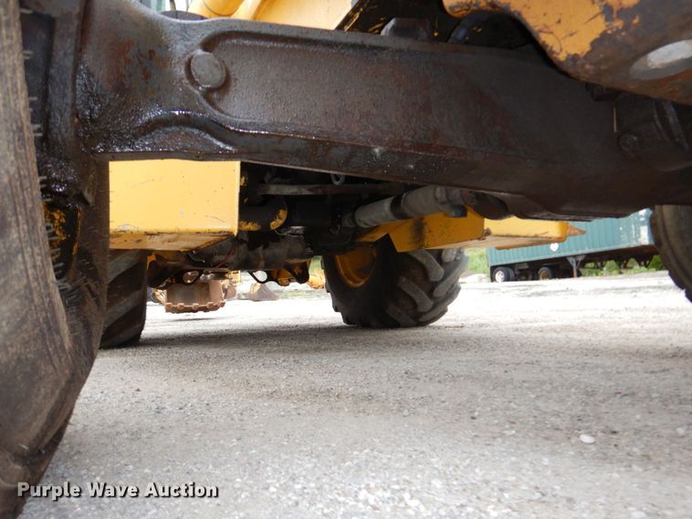 image for item DN7445 2005 New Holland LB90B  backhoe