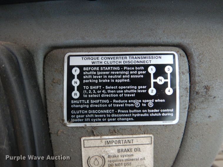 image for item DN7445 2005 New Holland LB90B  backhoe