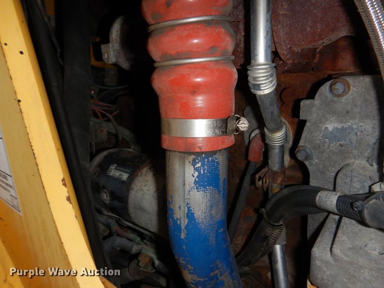 image for item DN7445 2005 New Holland LB90B  backhoe