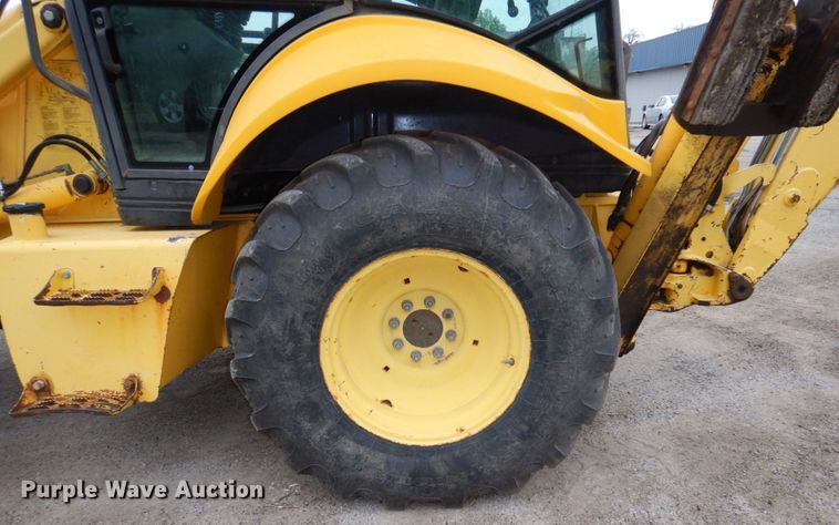 image for item DN7445 2005 New Holland LB90B  backhoe