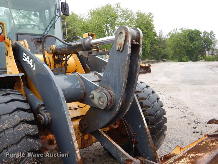 image for item DN7446 2007 John Deere 544J  wheel loader