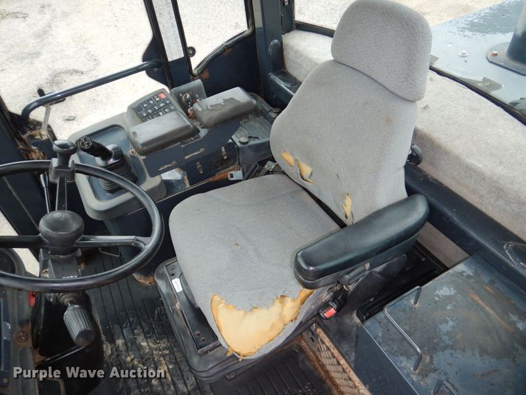 image for item DN7446 2007 John Deere 544J  wheel loader