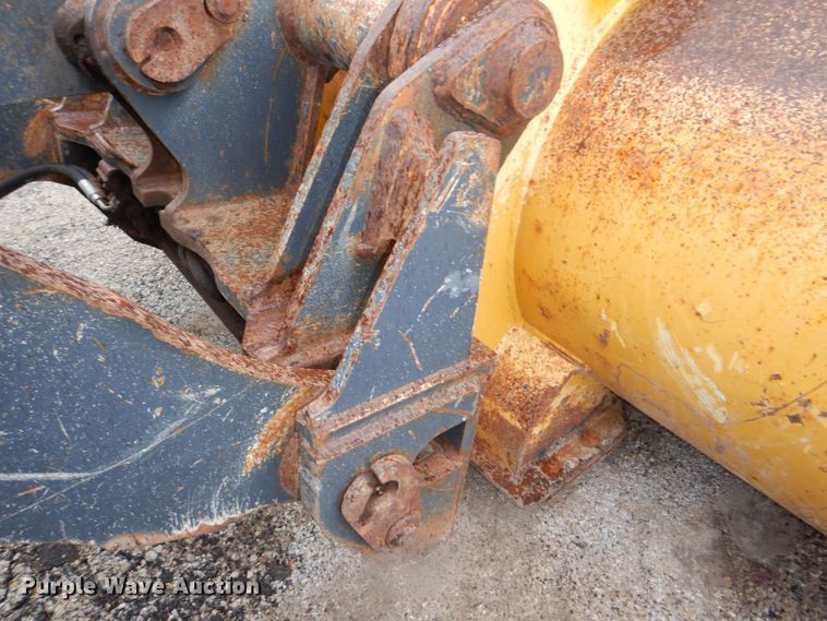 image for item DN7447 2006 John Deere 444J  wheel loader