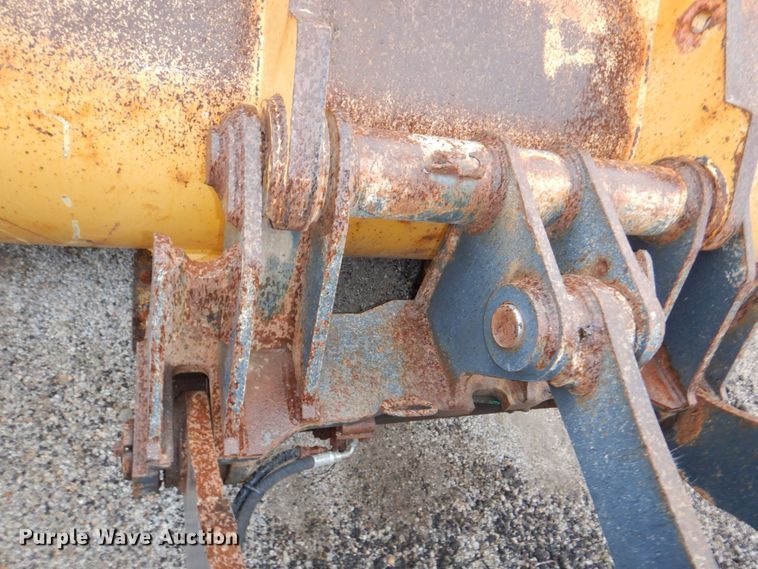 image for item DN7447 2006 John Deere 444J  wheel loader