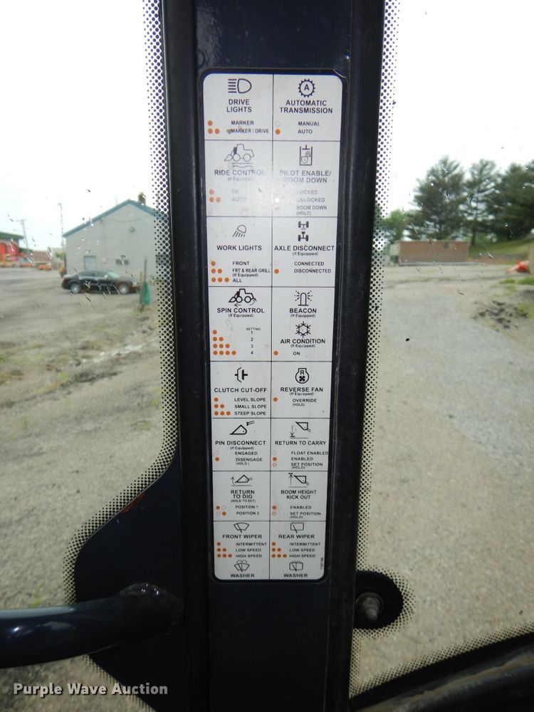 image for item DN7447 2006 John Deere 444J  wheel loader