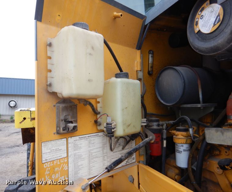 image for item DN7447 2006 John Deere 444J  wheel loader