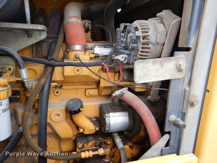 image for item DN7447 2006 John Deere 444J  wheel loader