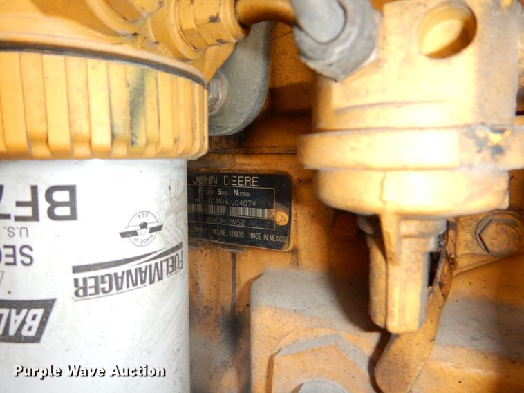 image for item DN7447 2006 John Deere 444J  wheel loader