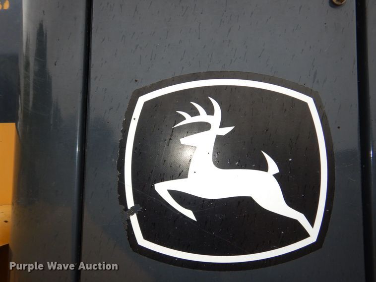 image for item DN7447 2006 John Deere 444J  wheel loader