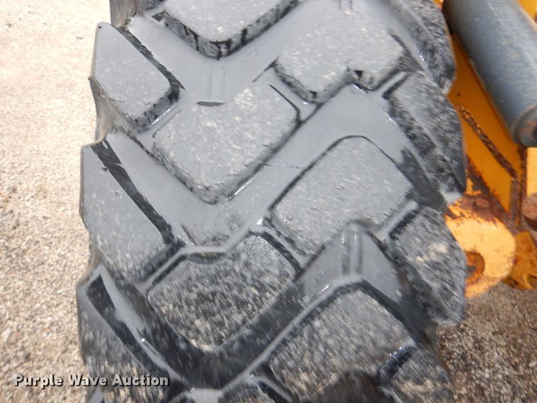image for item DN7447 2006 John Deere 444J  wheel loader