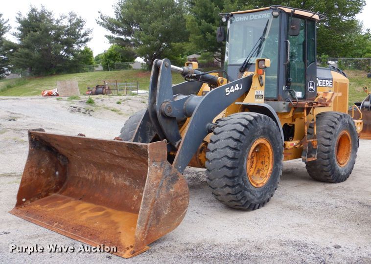 image for item DN7448 2005 John Deere 544J  wheel loader
