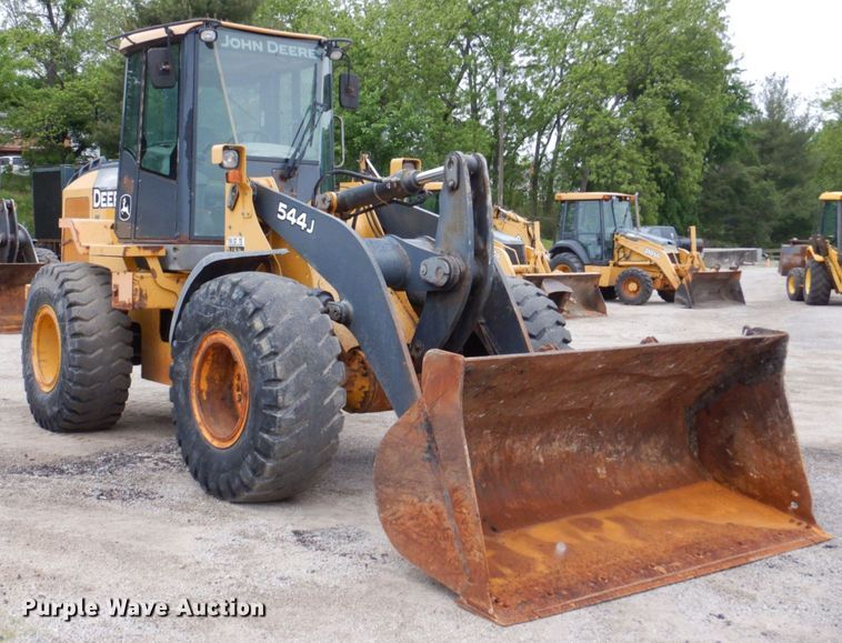 image for item DN7448 2005 John Deere 544J  wheel loader