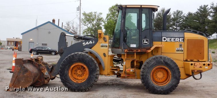 image for item DN7448 2005 John Deere 544J  wheel loader