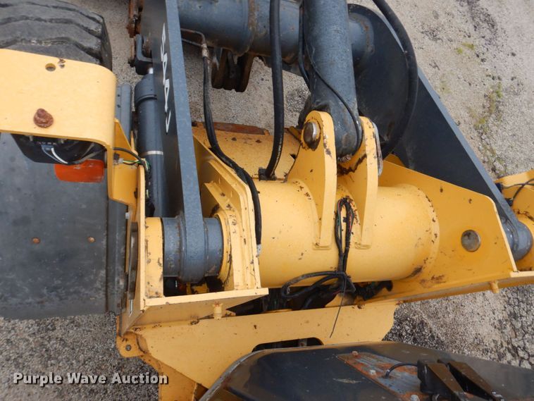 image for item DN7448 2005 John Deere 544J  wheel loader