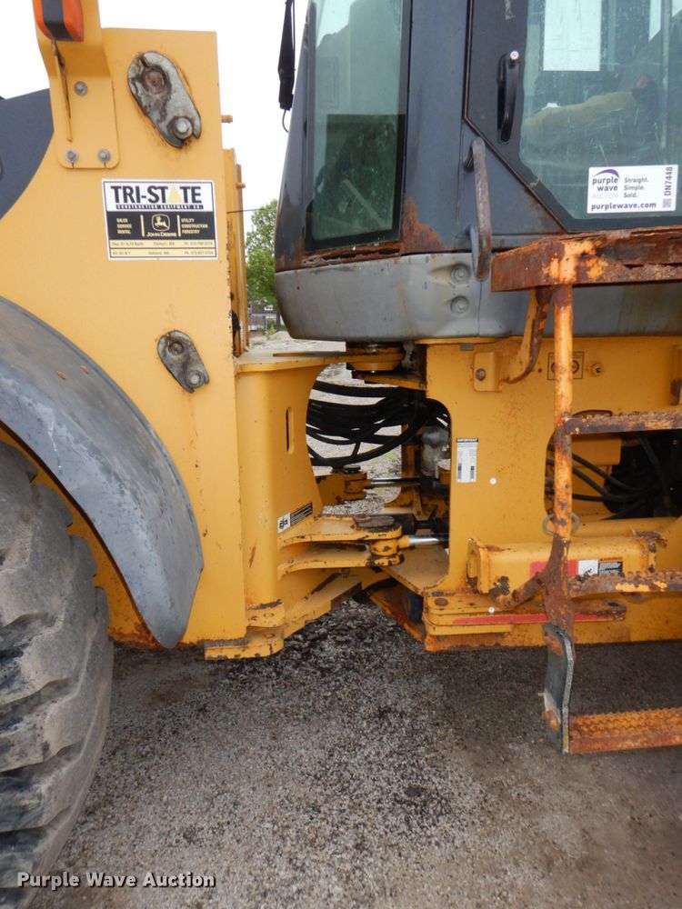 image for item DN7448 2005 John Deere 544J  wheel loader