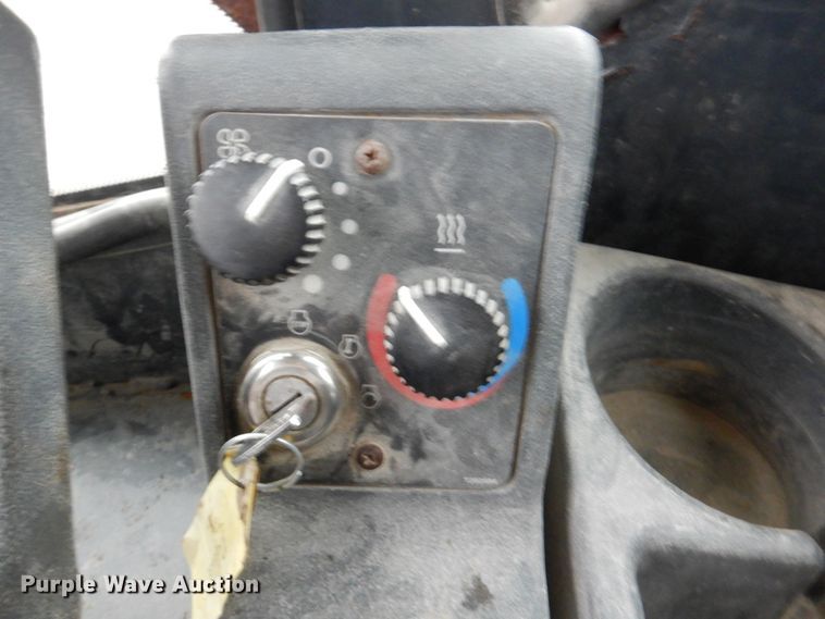 image for item DN7448 2005 John Deere 544J  wheel loader