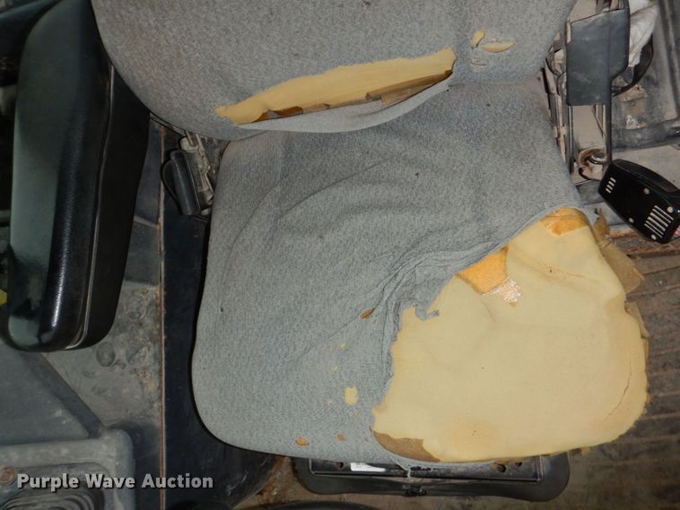 image for item DN7448 2005 John Deere 544J  wheel loader