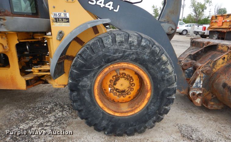 image for item DN7448 2005 John Deere 544J  wheel loader