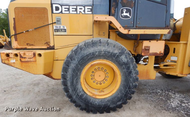 image for item DN7448 2005 John Deere 544J  wheel loader