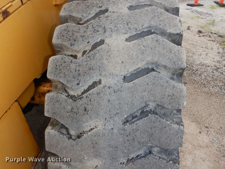 image for item DN7448 2005 John Deere 544J  wheel loader