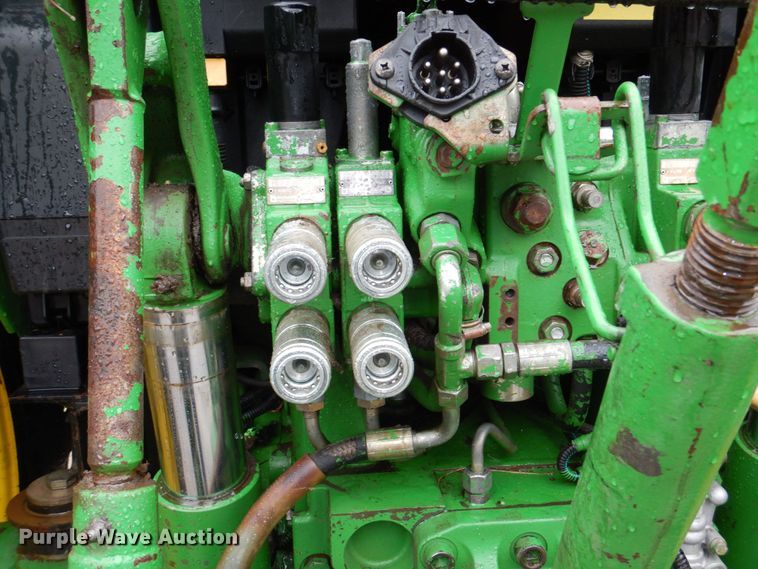 image for item DN7450 John Deere 7130  MFWD tractor