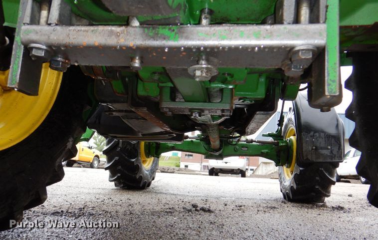 image for item DN7450 John Deere 7130  MFWD tractor