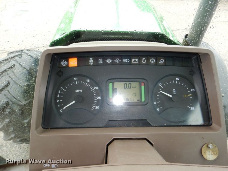 image for item DN7450 John Deere 7130  MFWD tractor