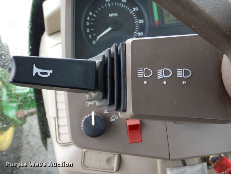 image for item DN7450 John Deere 7130  MFWD tractor