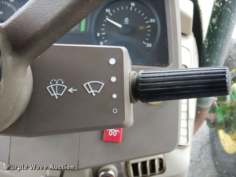 image for item DN7450 John Deere 7130  MFWD tractor