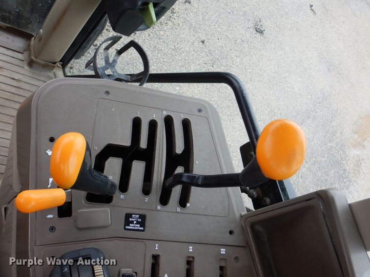 image for item DN7450 John Deere 7130  MFWD tractor