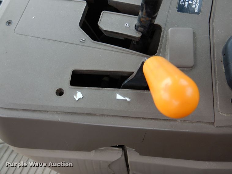 image for item DN7450 John Deere 7130  MFWD tractor