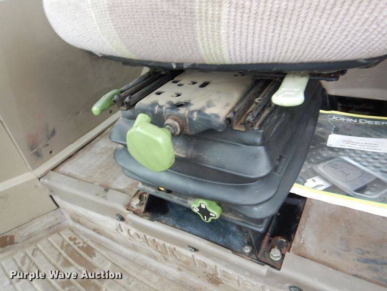 image for item DN7450 John Deere 7130  MFWD tractor