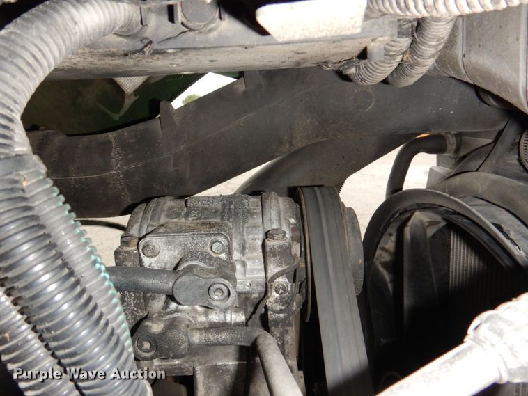 image for item DN7450 John Deere 7130  MFWD tractor