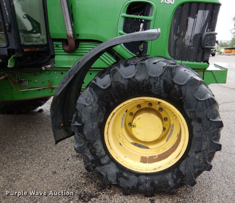 image for item DN7450 John Deere 7130  MFWD tractor