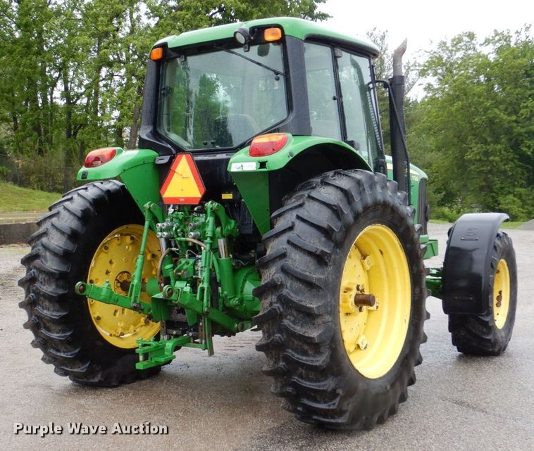 image for item DN7451 John Deere 7130  MFWD tractor