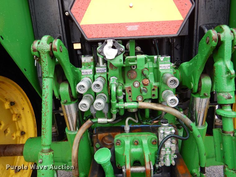 image for item DN7451 John Deere 7130  MFWD tractor