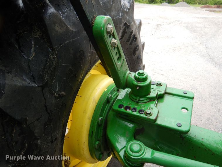 image for item DN7451 John Deere 7130  MFWD tractor