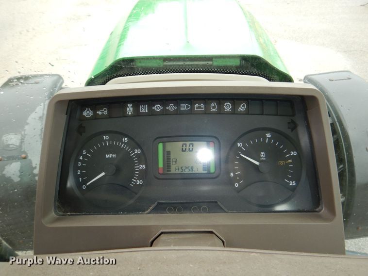 image for item DN7451 John Deere 7130  MFWD tractor