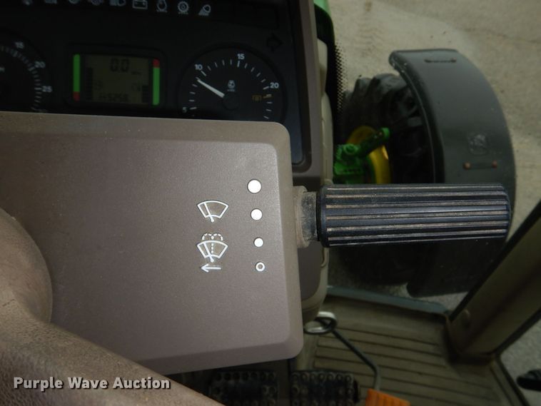 image for item DN7451 John Deere 7130  MFWD tractor