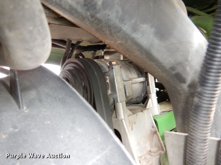 image for item DN7451 John Deere 7130  MFWD tractor