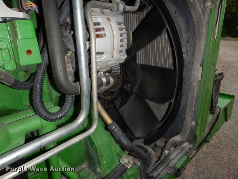 image for item DN7451 John Deere 7130  MFWD tractor