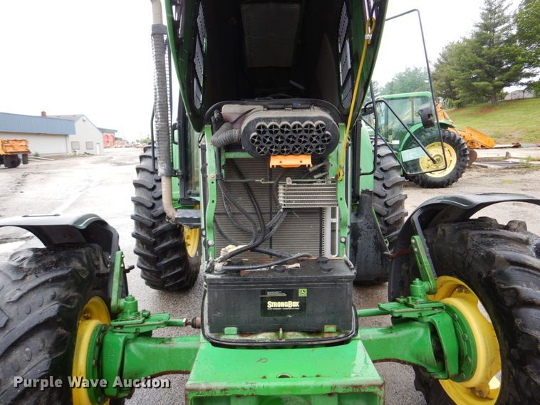 image for item DN7451 John Deere 7130  MFWD tractor