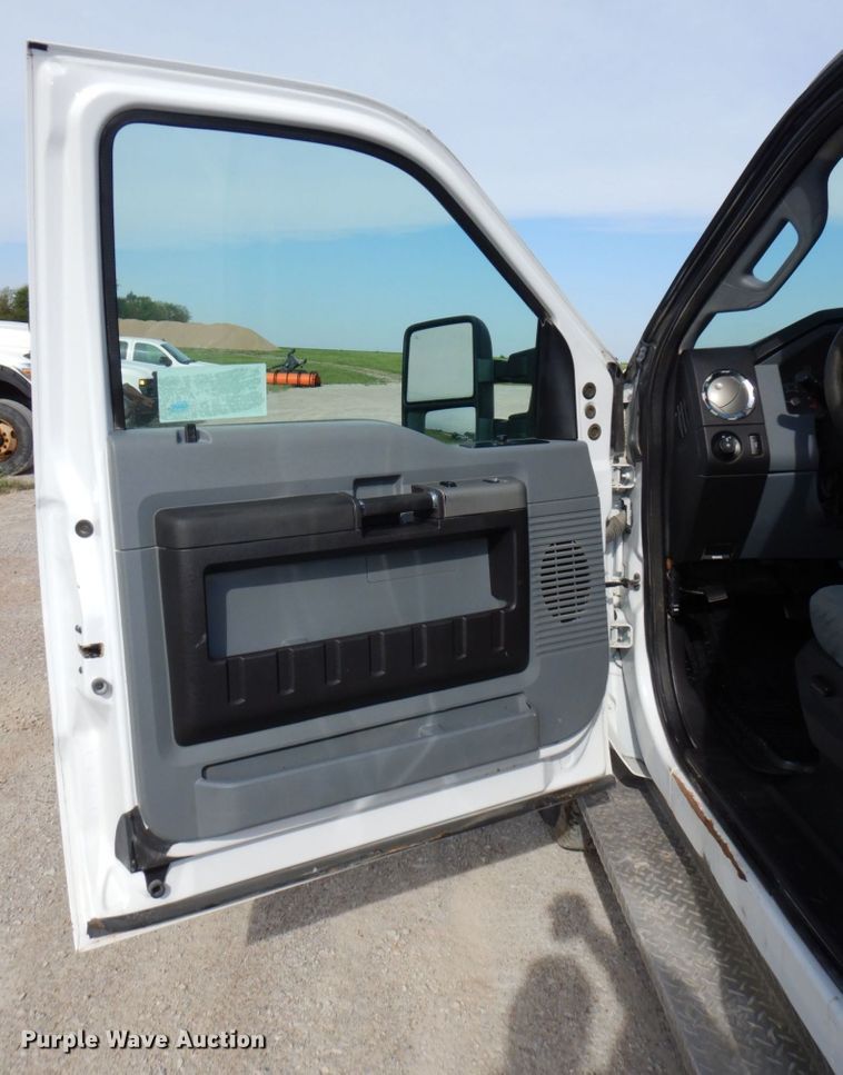 image for item DN7477 2016 Ford F250 Super Duty XLT  SuperCab pickup truck