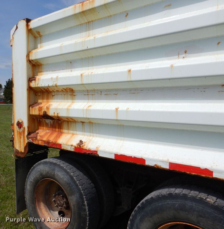 image for item DN7478 2012 International WorkStar 7600  dump truck