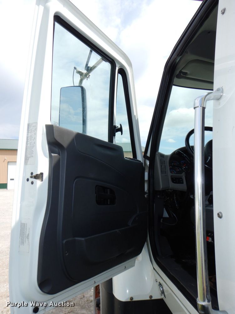 image for item DN7478 2012 International WorkStar 7600  dump truck