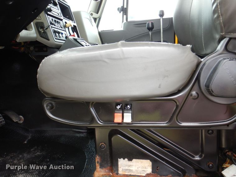 image for item DN7478 2012 International WorkStar 7600  dump truck