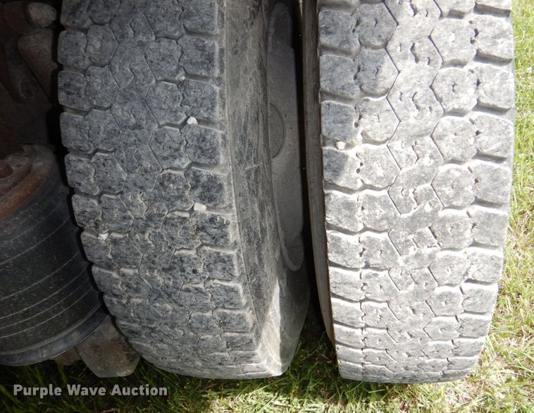 image for item DN7478 2012 International WorkStar 7600  dump truck