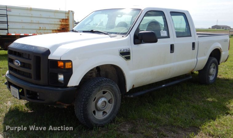 image for item DN7479 2008 Ford F250 Super Duty XL  Crew Cab pickup truck