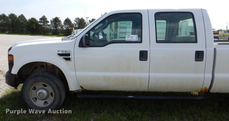 image for item DN7479 2008 Ford F250 Super Duty XL  Crew Cab pickup truck