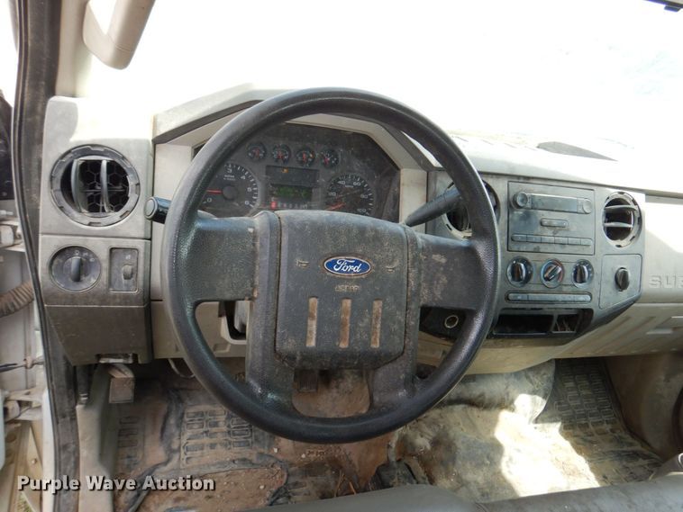 image for item DN7479 2008 Ford F250 Super Duty XL  Crew Cab pickup truck